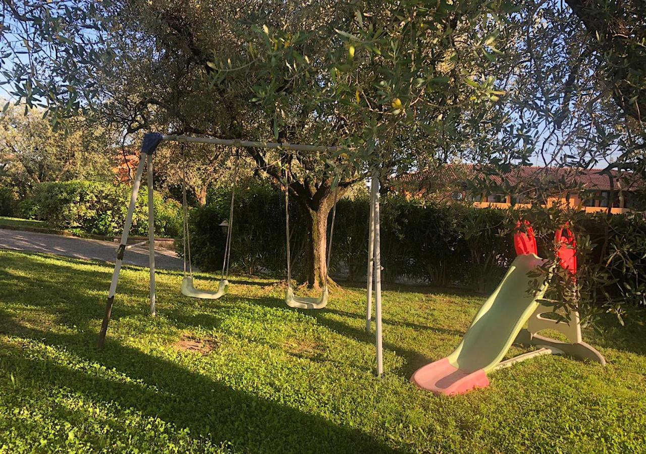 Villa Elena Appartamento In Villa Montinelle Bagian luar foto