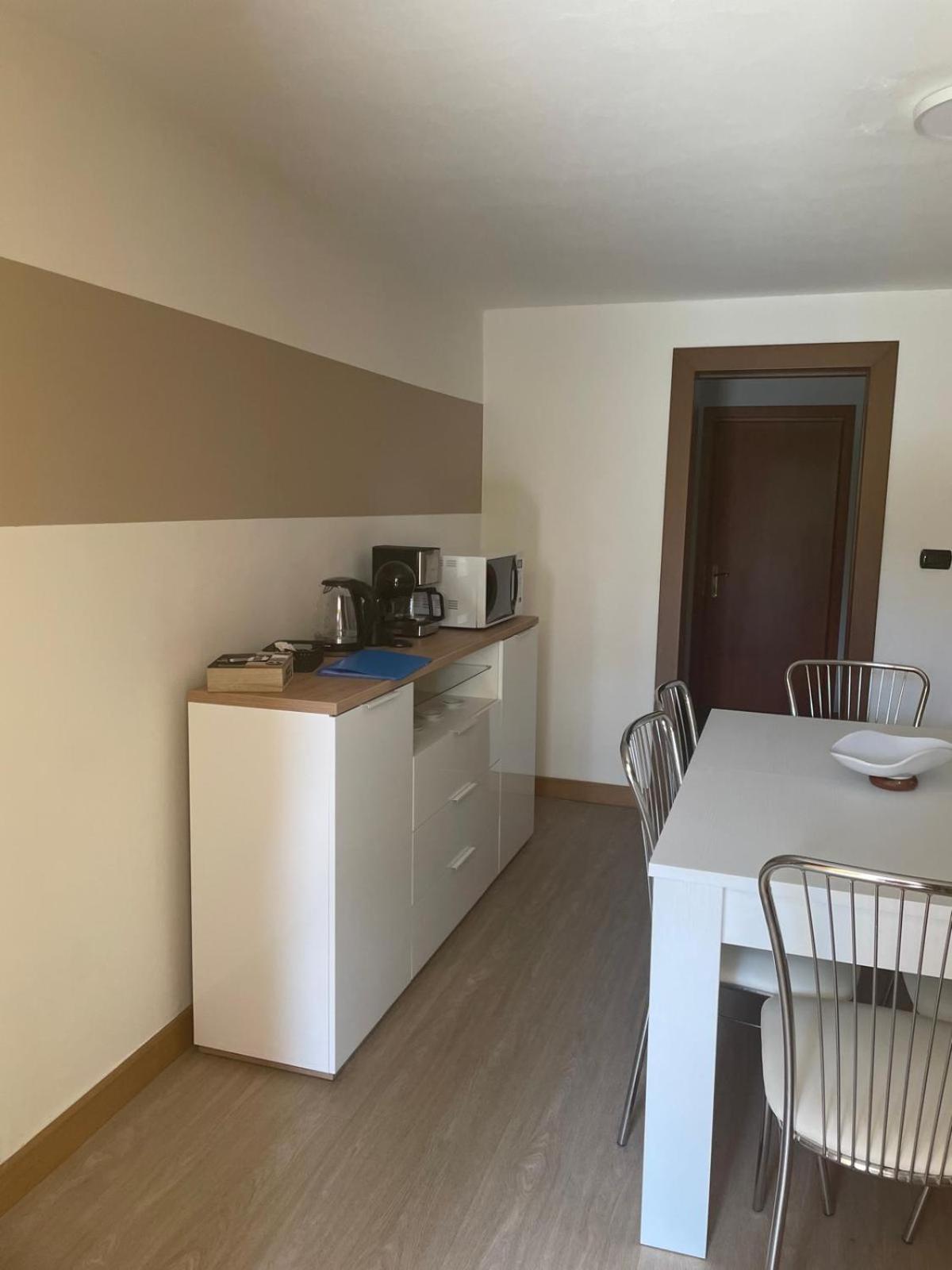 Villa Elena Appartamento In Villa Montinelle Bagian luar foto
